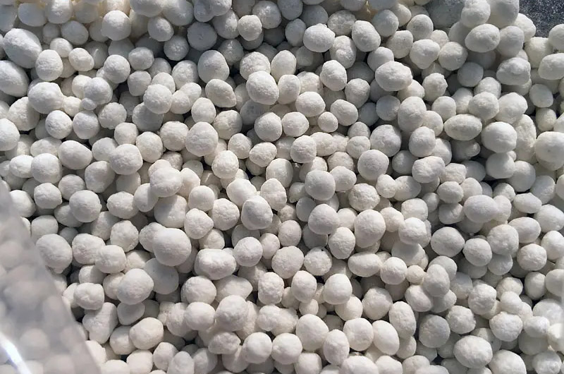 種植玉米選擇復合肥還是摻混肥？
